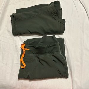 Figs Scrub Set (Moss) Rafaela Top and Joggers